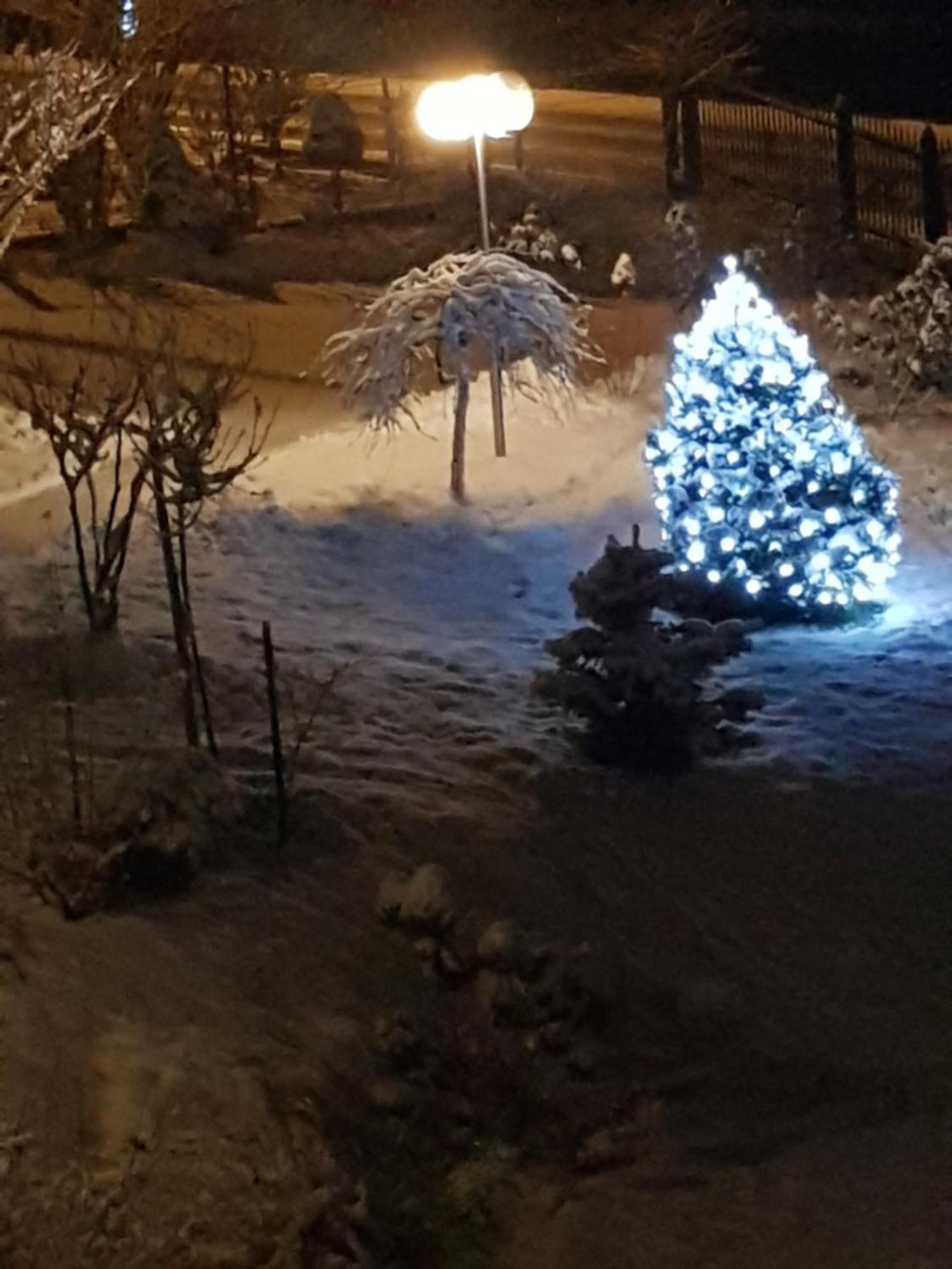 Stas -Przy Szkole Nr 3 W Skawie Skawa Chambre photo